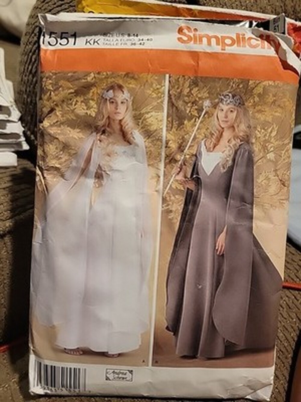 Simplicity Sewing Pattern 1551 Medieval Fantasy Costume Dress Cape Sleeve 8-14